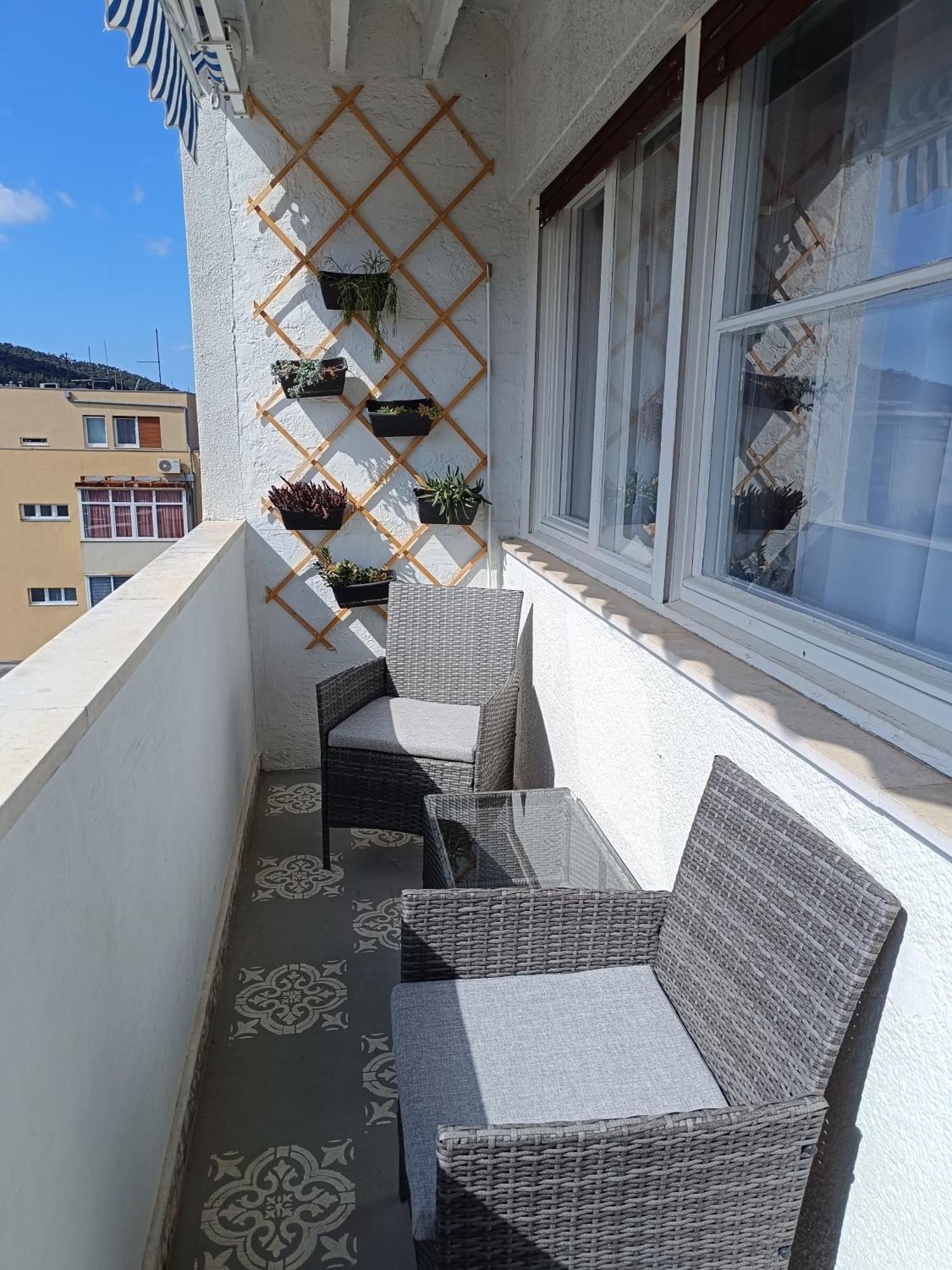 Luna Apartment Split